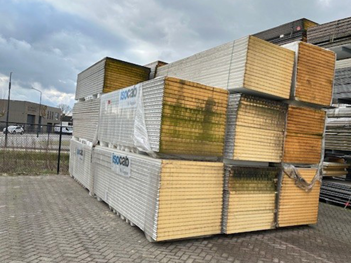Isocab zichtbaar sandwichpaneel wand
